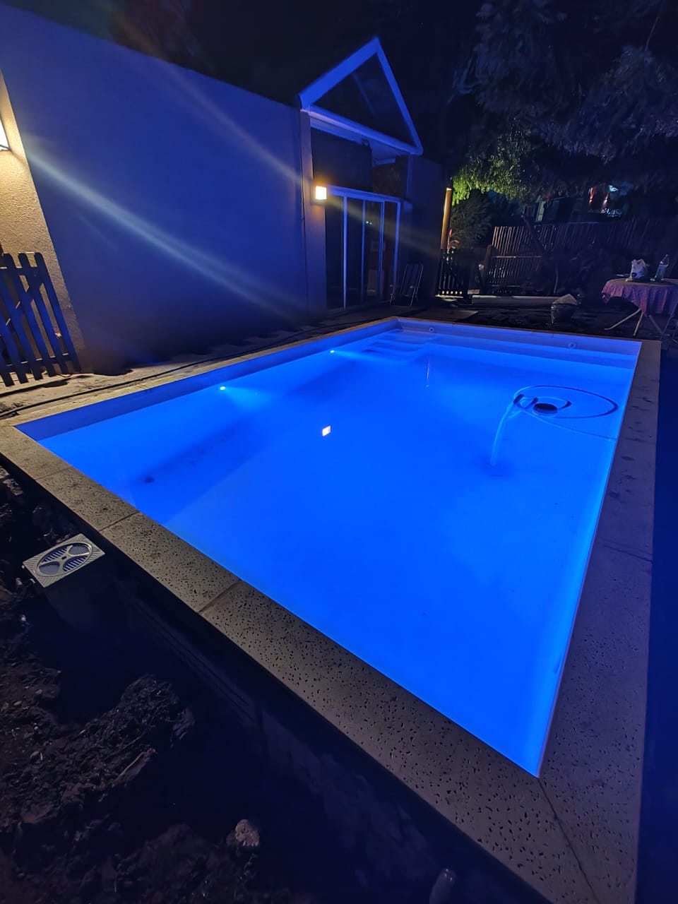 Pileta iluminada